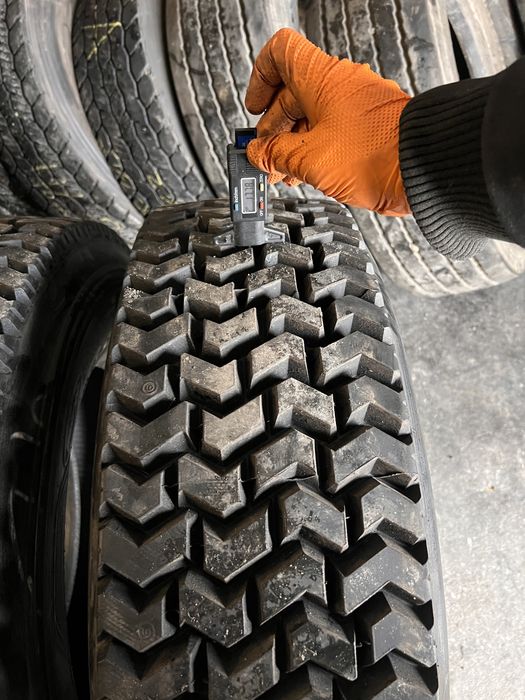 3 anvelope camion 245/70/17.5 , GoodYear , 17 mm !