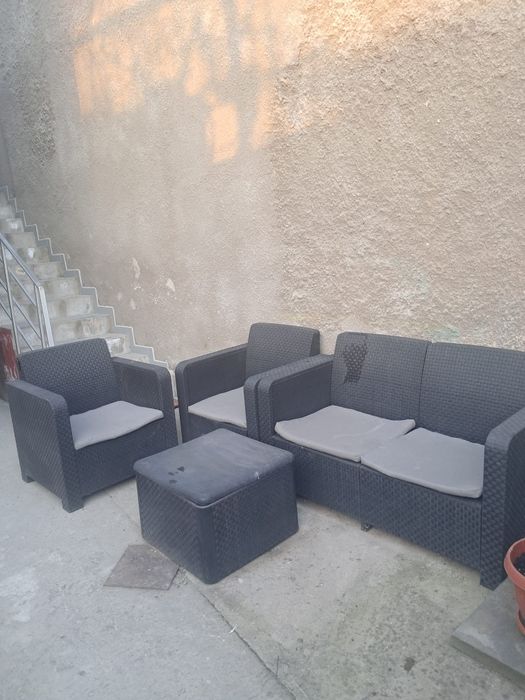 De vânzare,mobilier gradina ratan plastic canapea,două fotolii