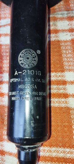 Стойки Ауди, А6, А4. Пассат б5.