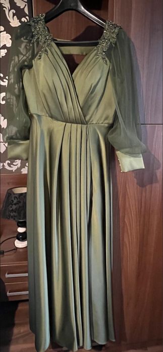 Rochie satin duchesse si organza, verde