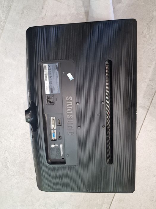 Монитор samsung 23 дюйма