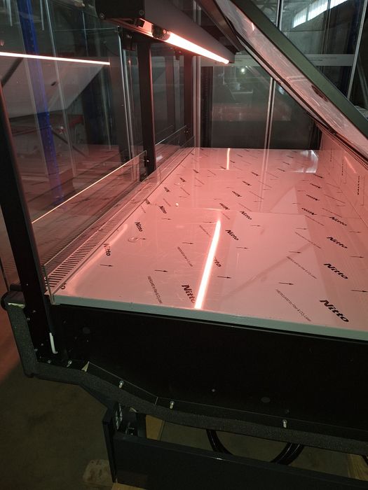 Щандова хладилна витрина 1875мм с вграден агрегат и депо