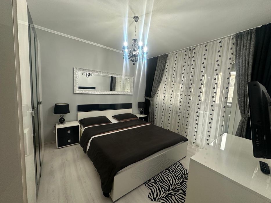 Inchiriez apartament 3 camere