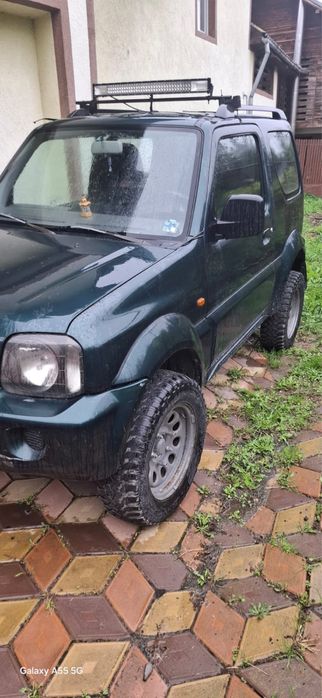 Vand Suzuki Jimmy in stare foarte buna