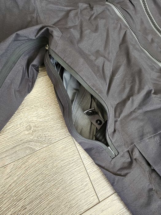 Яке шел shell от най-висок клас Burton AK трислоен Goretex Pro Shell