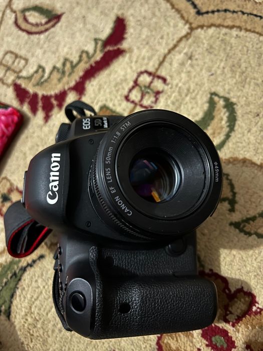 Canon EOS 5D Mark IV