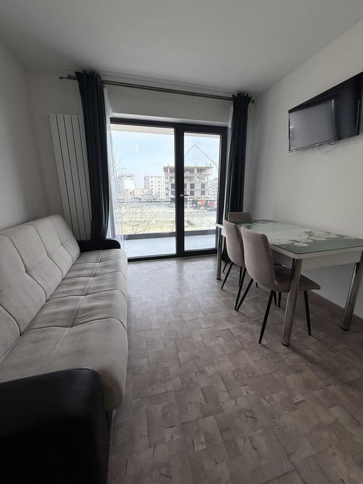 De inchiriat 2 camere loc de parcare privat 380EUR Mamaia-Sat Lidl