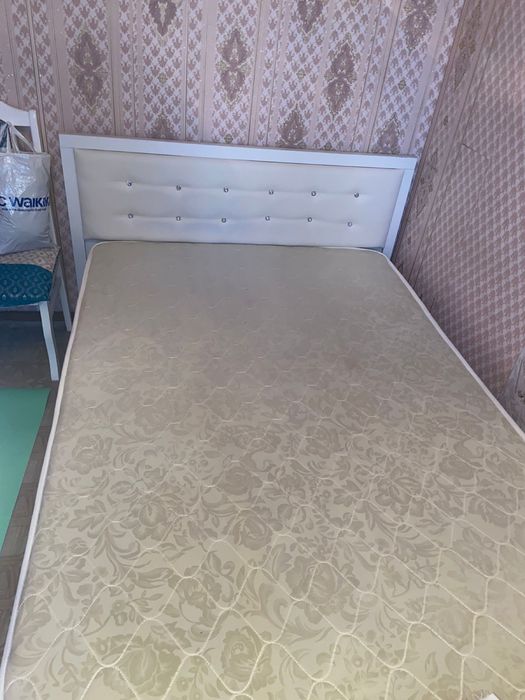 Продам кровать новую