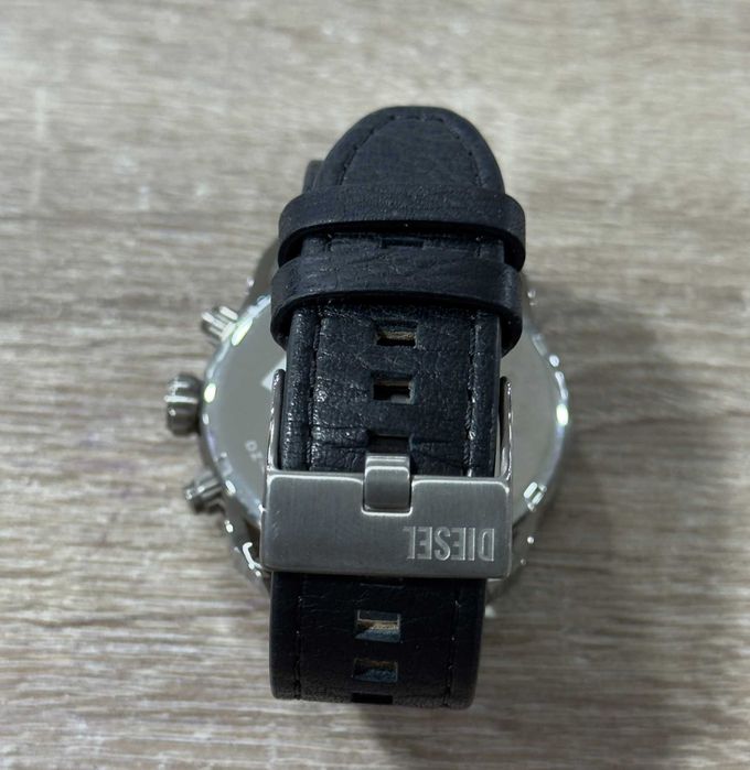 часовник Diesel DZ4626