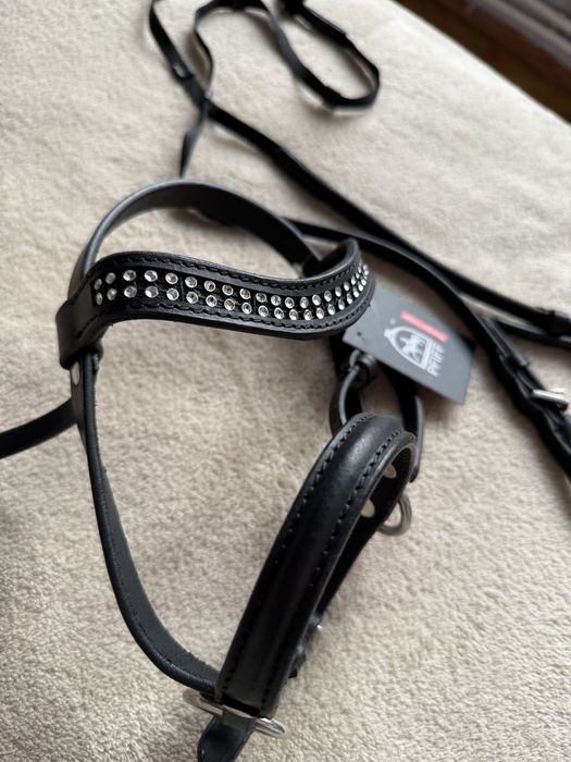 Продавам комплект конска амуниция