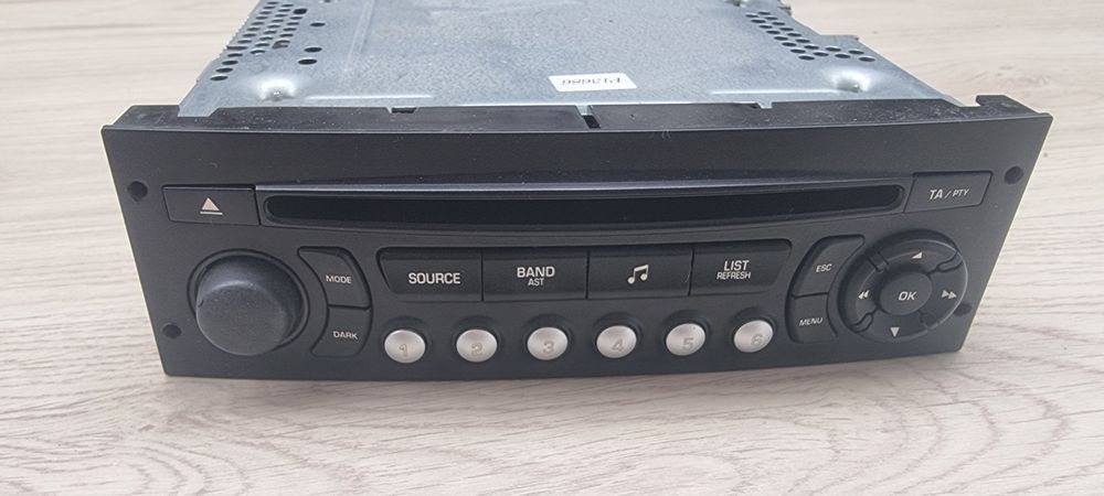 Radio casetofon auto Peugeot