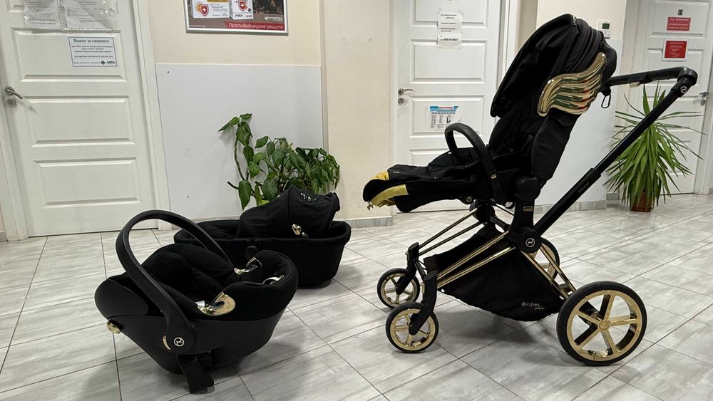 CYBEX Priam Platinum от Jeremy Scott