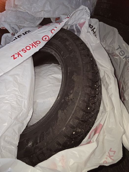 Продам шины на 16