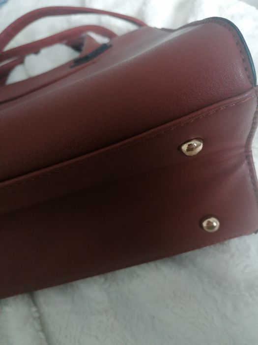 Geanta pictata manual