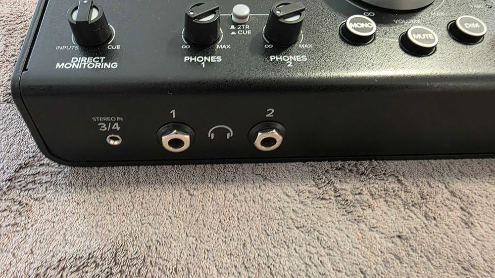 Mackie Big Knob Studio - Interfata audio si controller monitor studio (2 perechi monitoare)
