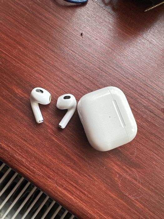 Airpods 1st generation