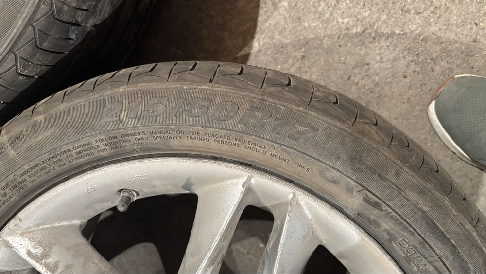 Продам комплект колес R17