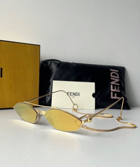 Слънчеви очила fendi