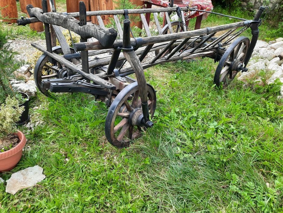 Porti de fotbal si obiecte rustice