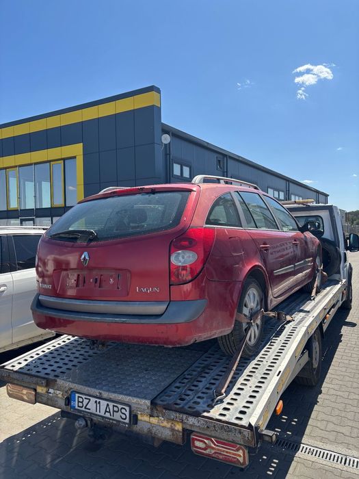Dezmembram Renault Laguna 2 1.9 diesel din 2006