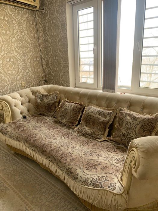 Диван и кресло для гостиной