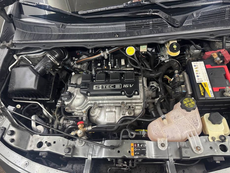 Chevrolet Cobalt 2014 — 3