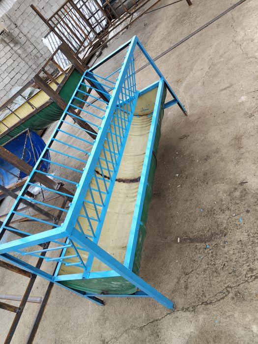 Кармушка для животных