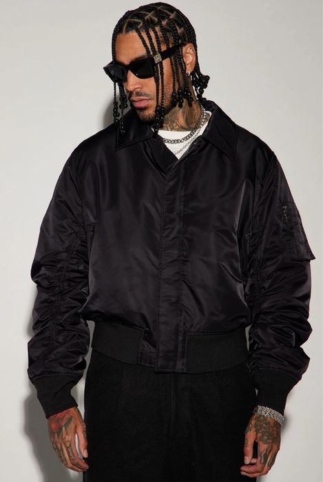 Бомбер куртка oversize