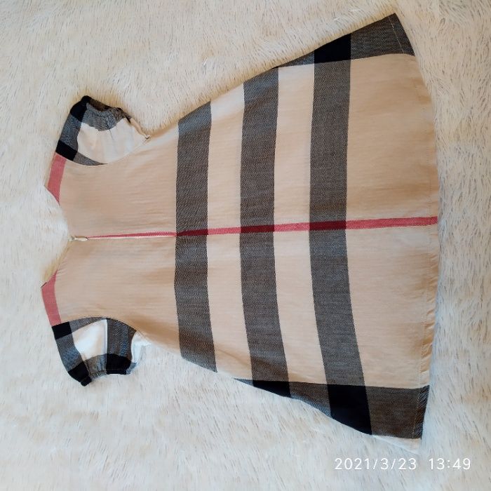 Платье на девочку Barberry д439