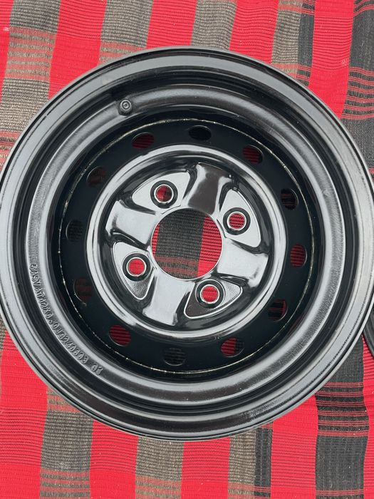 Vând jante tablă cf moto