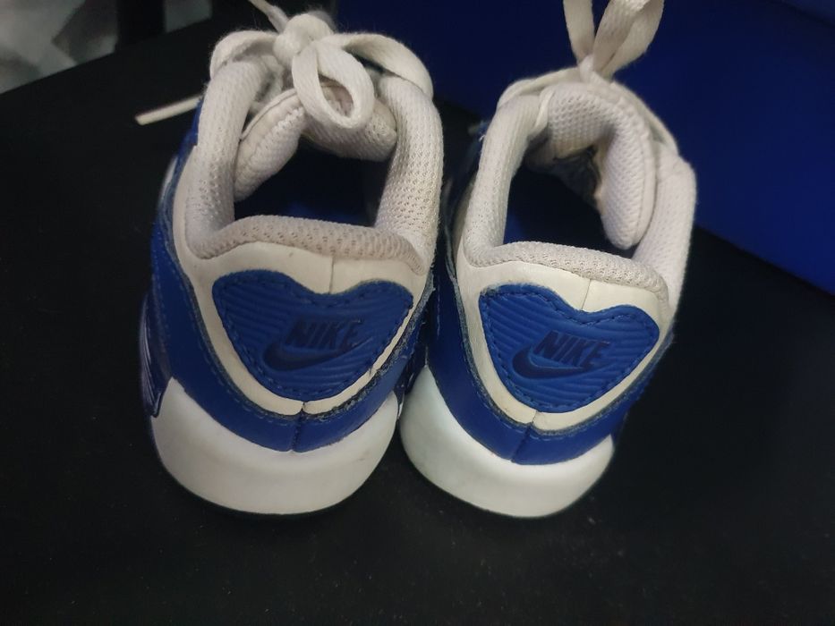 Adidași Nike de bebeluși