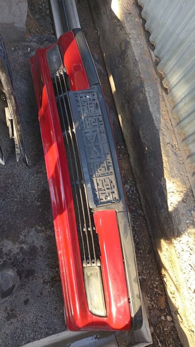 Продам бампера на БМВ Е38