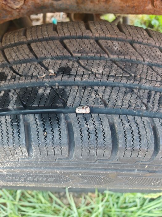 Roti mitsubishi  pe 16