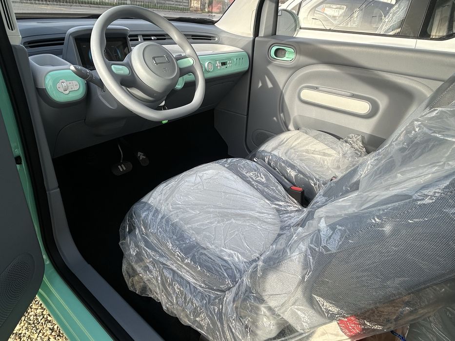 Aigo M1//16 ani//4 locuri//180 km autonomie//camera//Ac//16 ani