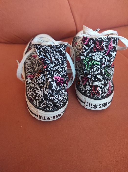 Дамски кецове  Adidas / Convers