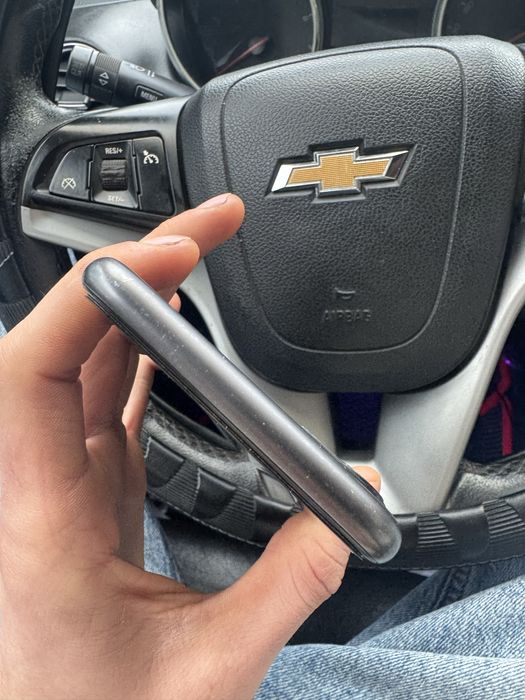 Айфон 11 , память 64