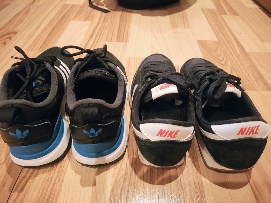 Маратонки Adidas I Nike