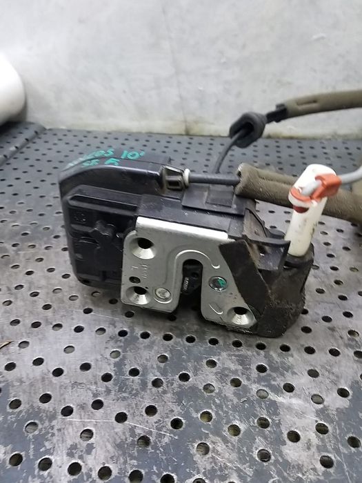 Broasca usa stanga fata renault koleos 1 hy