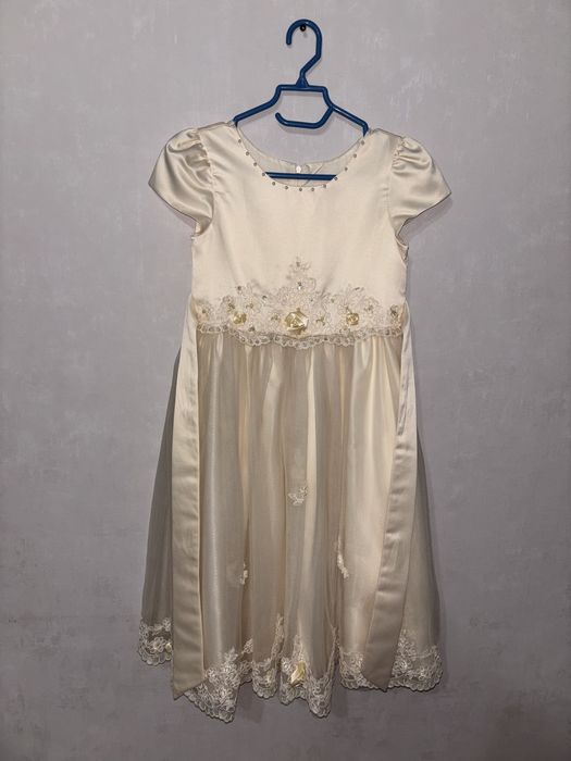 Праздничное детское платье.рост 135-150