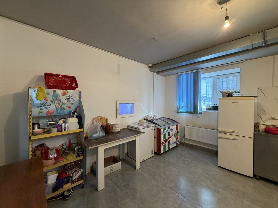 Продается коммерческое помещение 165м2