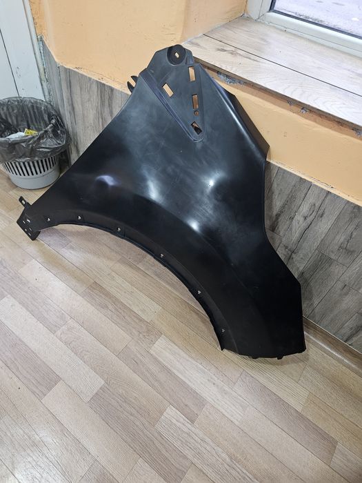 Преден десен калник,предна броня за Рено Каптюр 2018г