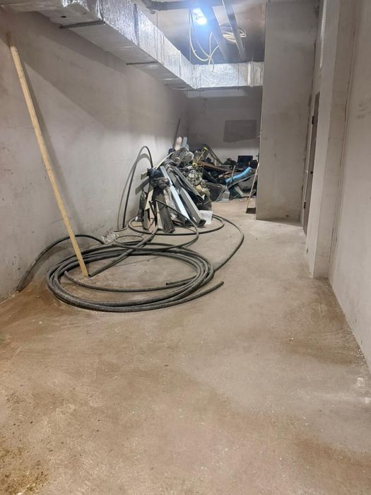 Газель и вывоз мусора.