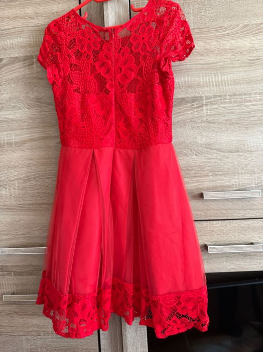 Vând rochita de banchet