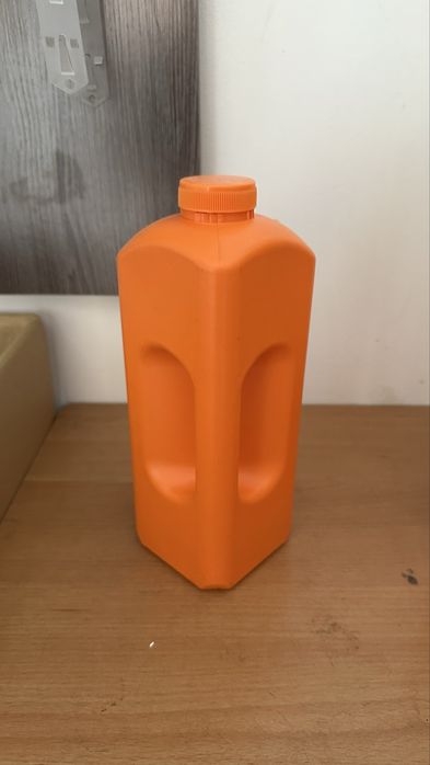 Пластиковые канистры 2,5л Б/У