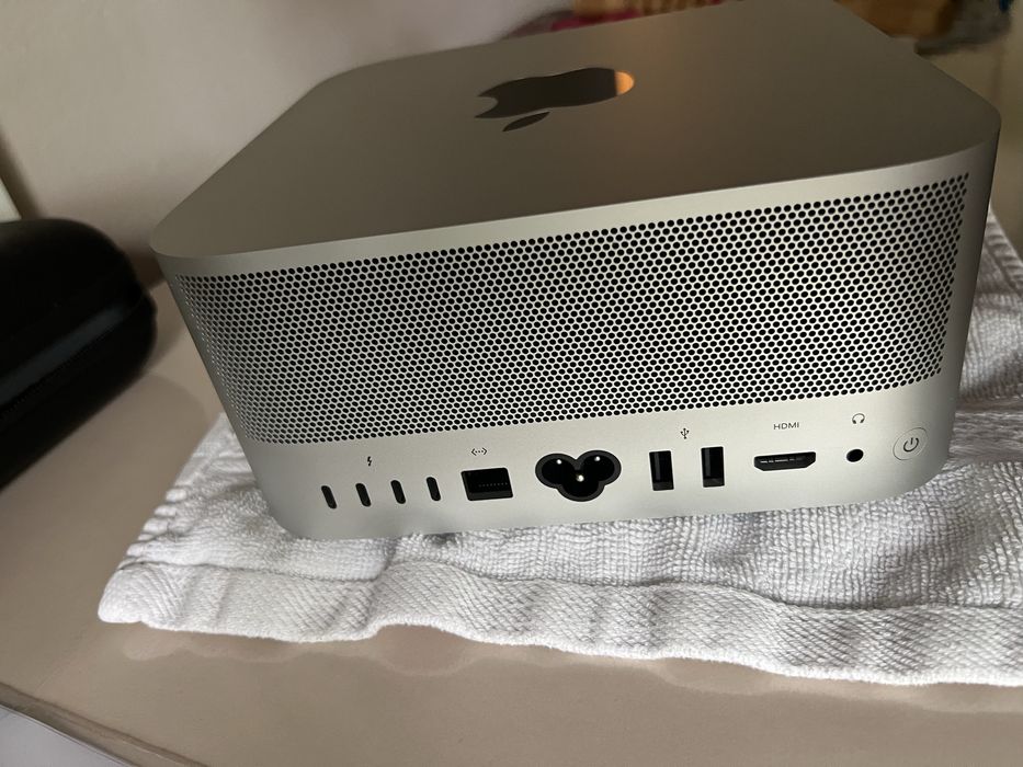 Mac Studio M4 Max 16 CPU / 32 GPU / 36 GB RAM / 512 GB SSD