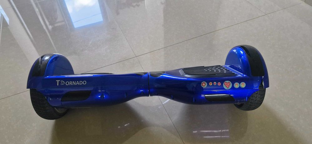 Hoverboard albastru