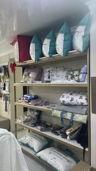 Продается стелажей и остравок