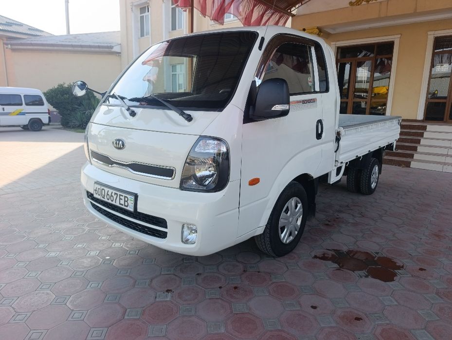 Kia bongo 2014  sotiladi