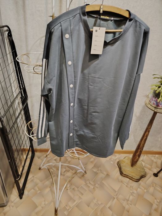 Костюмы новые 54-56-58