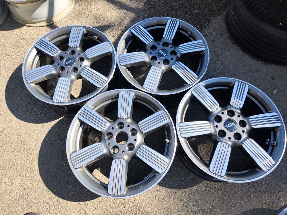 17" оригинални алуминиеви джанти за Mini Cooper..